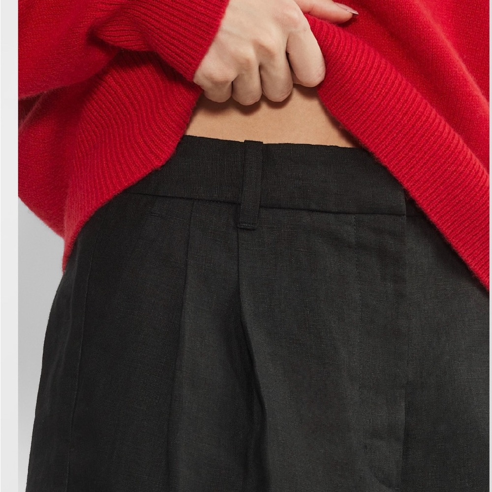 Aritzia Black Women's Linen Shorts